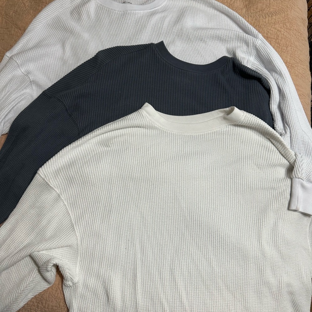 Abercrombie & Fitch: Set of Three Waffle Knit Sweaters